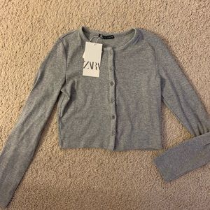Brand New ZARA Buttoned long sleeve
